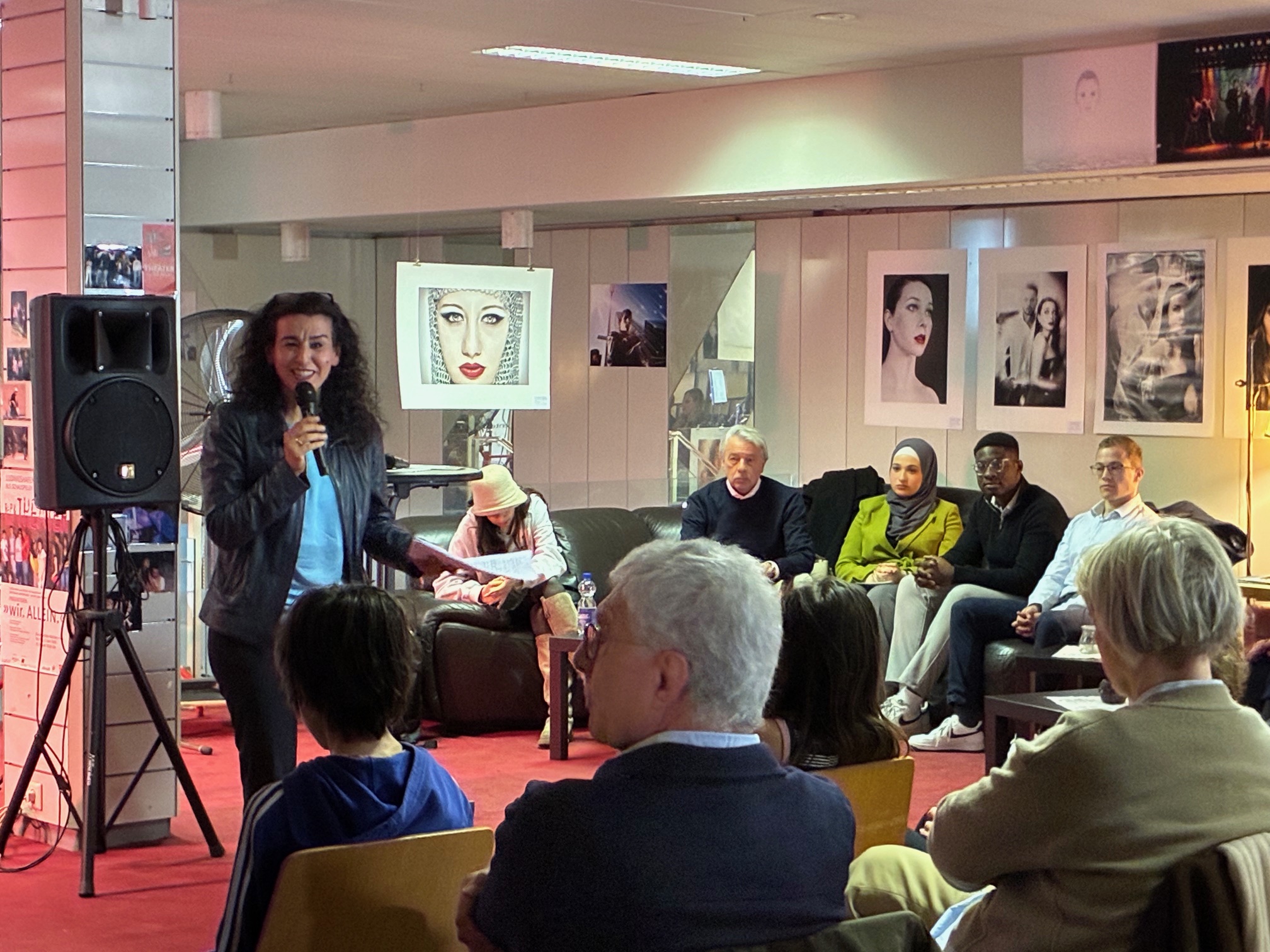 Ayten Erbektas Vorstellung der Spenden Initiative